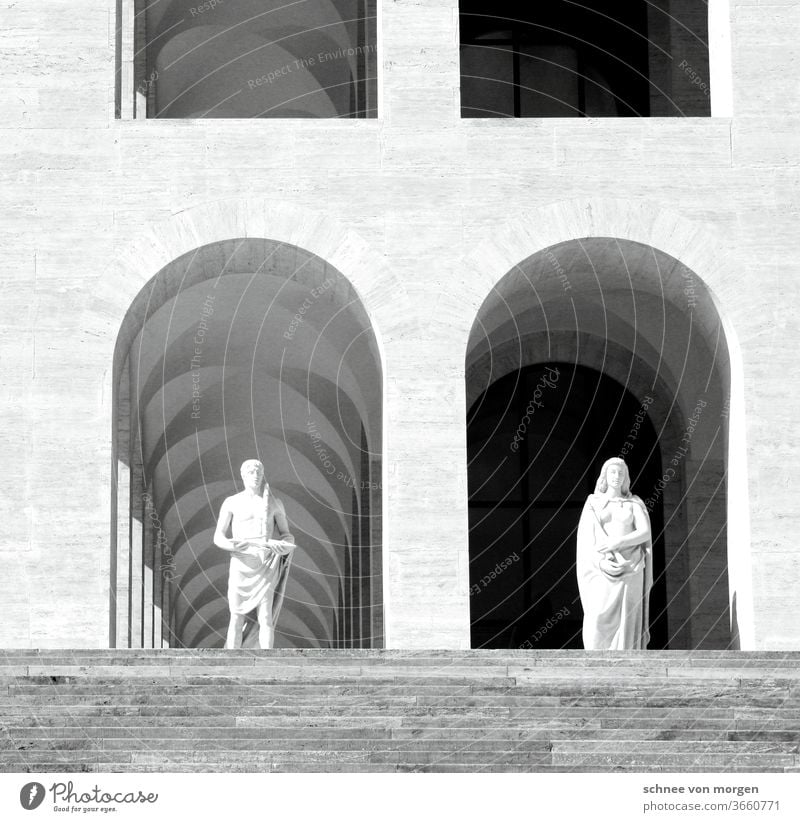 light-filled stature Rome Figure Marble Art Light Architecture Italy Landmark Italian Detail Vacation & Travel Tourism Roman Ancient Town City built Romany