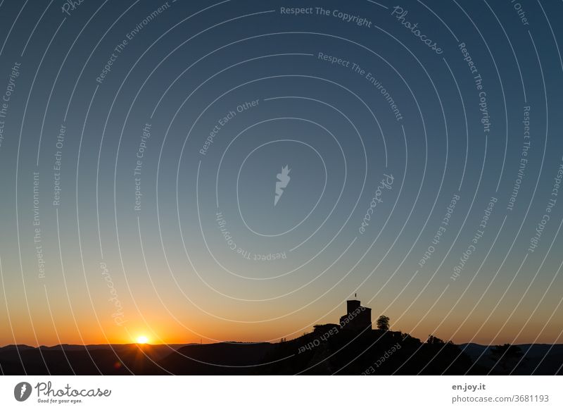 Waiting for the darkness Sunset castle castle trifels Palatinate forest Horizon Silhouette Minimalistic Sky Blue sky Blueberry golden hour Twilight Evening