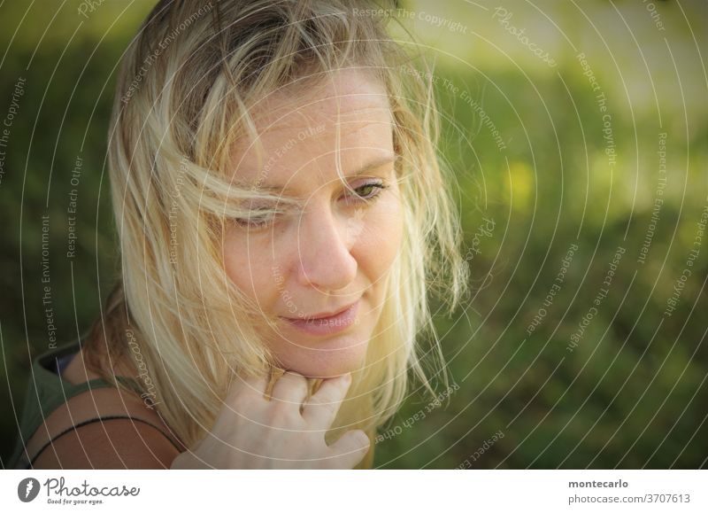 People are | vital Facial expression kind Romance Moody Warmth Contentment Calm Day Friendliness Face Colour photo Woman Reliability portrait Exterior shot