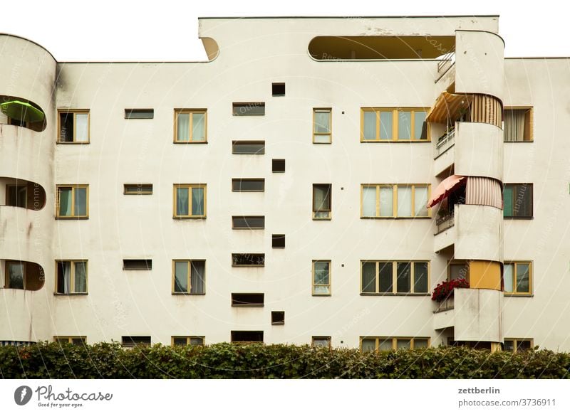 Bauhaus housing estate Siemensstadt Berlin siemensstadt Bauhaus style House (Residential Structure) built Apartment house Story floor Balcony dwell