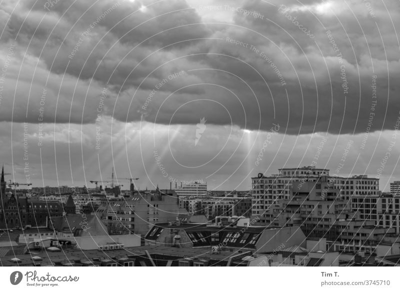 the sky over Kreuzberg Berlin Sky Skyline Capital city Black & white photo City Germany Downtown Architecture House (Residential Structure) Modern New building