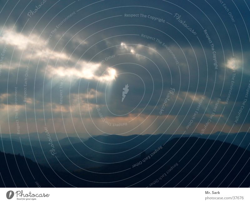 sun break Clouds Dark Breach Mountain Sun Bright