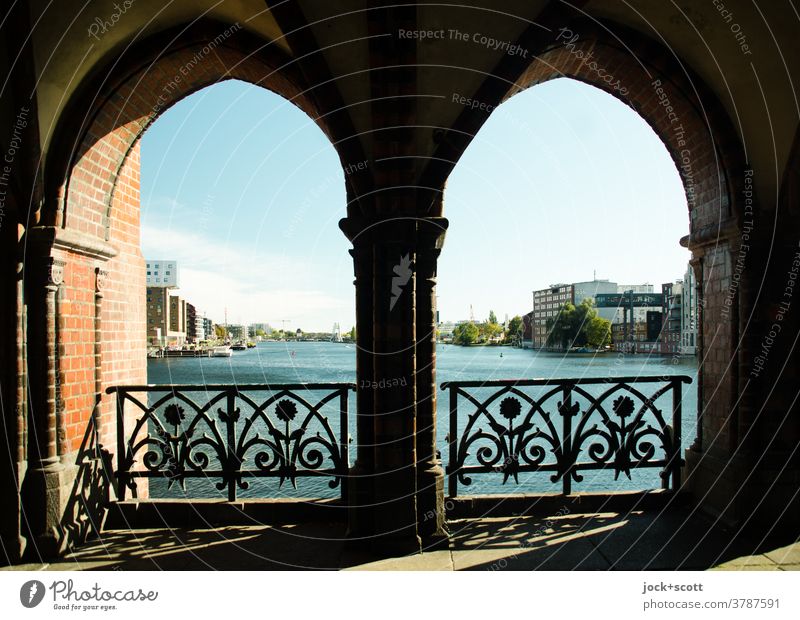 A pleasing view of the Spree Panorama (View) Architecture Silhouette Tourist Attraction River Bridge Friedrichshain-Kreuzberg cityscape Historic clinker