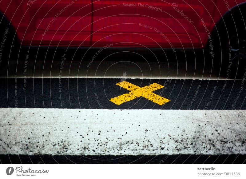 Zebra crossing with cross and car Turn off Asphalt Corner Lane markings Pedestrian Pedestrian crossing edge Crucifix Line Left Right Direction Street tip