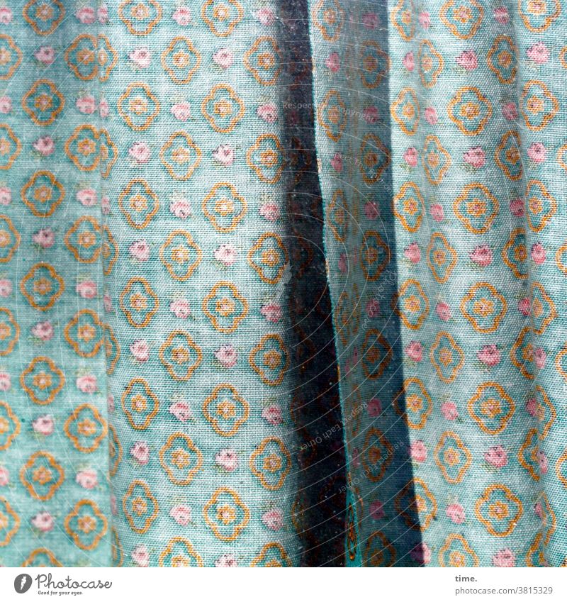 Flavouring Cloth Curtain Drape Hang mask sb./sth. mystery Envelop Protection Safety Border Light Shadow crease Folds Old Pattern Crease