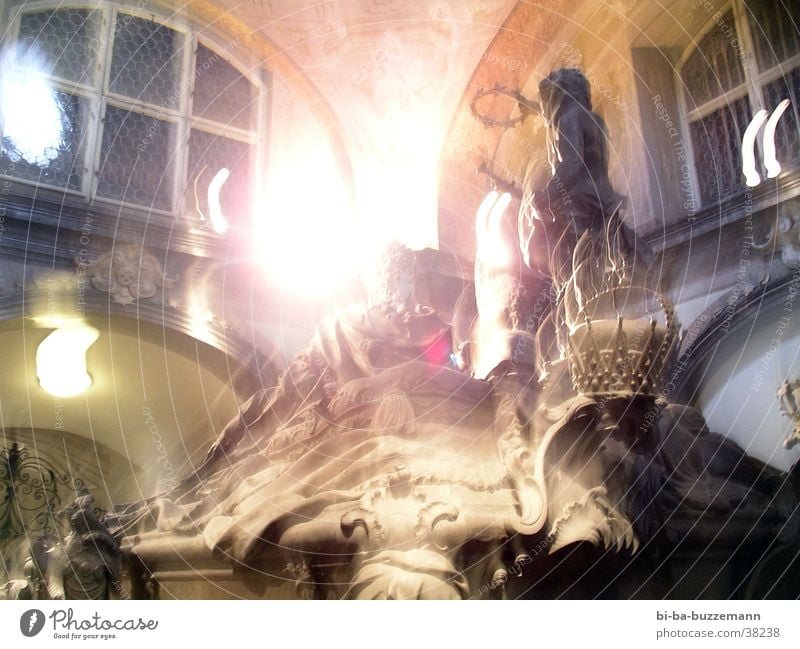 crypt Vienna Light Back-light Sculpture Statue Leisure and hobbies imperial tomb Bright Floodlight Movement