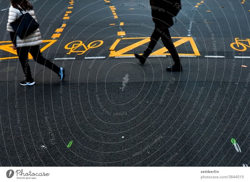 Pedestrian zone Friedrichstraße Turn off Asphalt Highway Corner Lane markings Bicycle Cycle path Clue edge Curve Line Left navi Navigation Orientation Arrow