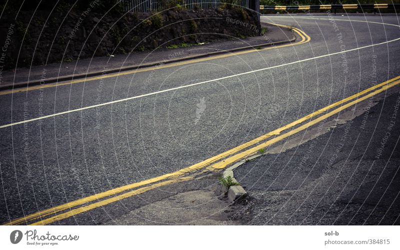 dport | Bend Transport Motoring Street Dark Yellow Caution Corner Line Road marking Deserted Town Pavement Concrete Dangerous Colour photo Exterior shot