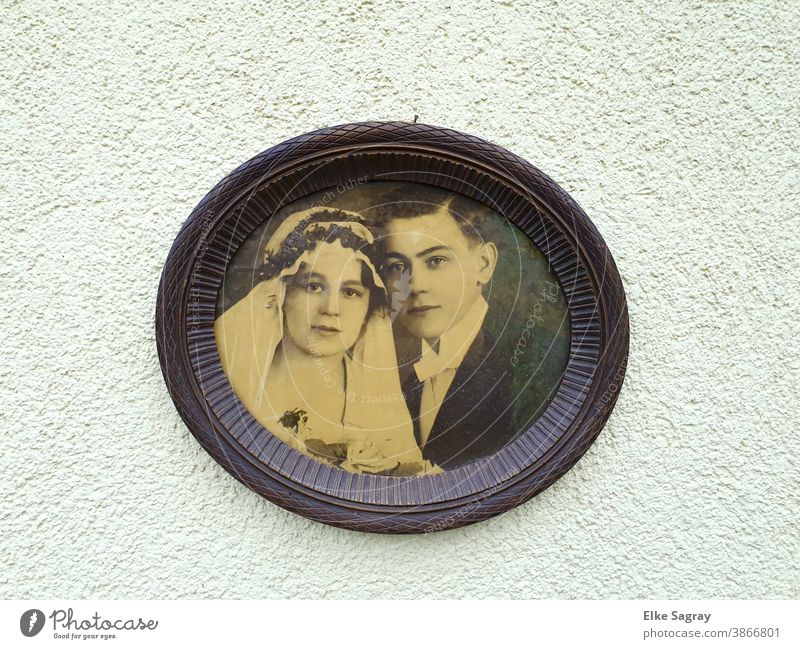 Wedding photo of my grandparents 1918 in original frame old photo Wedding photo2018 Black & white photo Past Memory Family & Relations Analog preserve