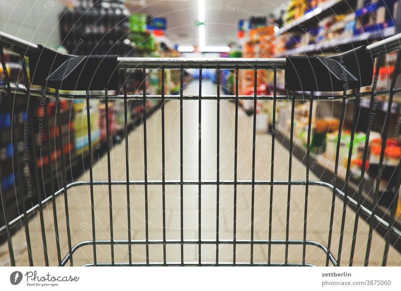 Shopping trolley in the supermarket Selection Demand discount purchasing Shopping Trolley shopping basket Nutrition Eating haufhalle Food Livelihood