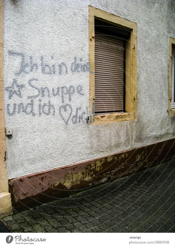 *soup house wall Window Characters Graffiti Love Romance Declaration of love Heart Valentine's Day Display of affection Infatuation Emotions