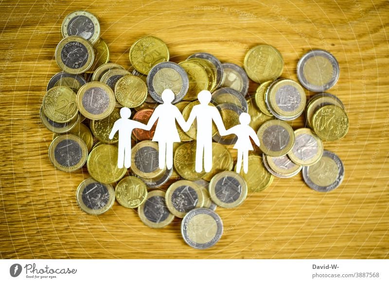 Family and money / Parental allowance / Family allowance / Child benefit Money family supplement parental allowance child benefit € Euro Debts Possessions