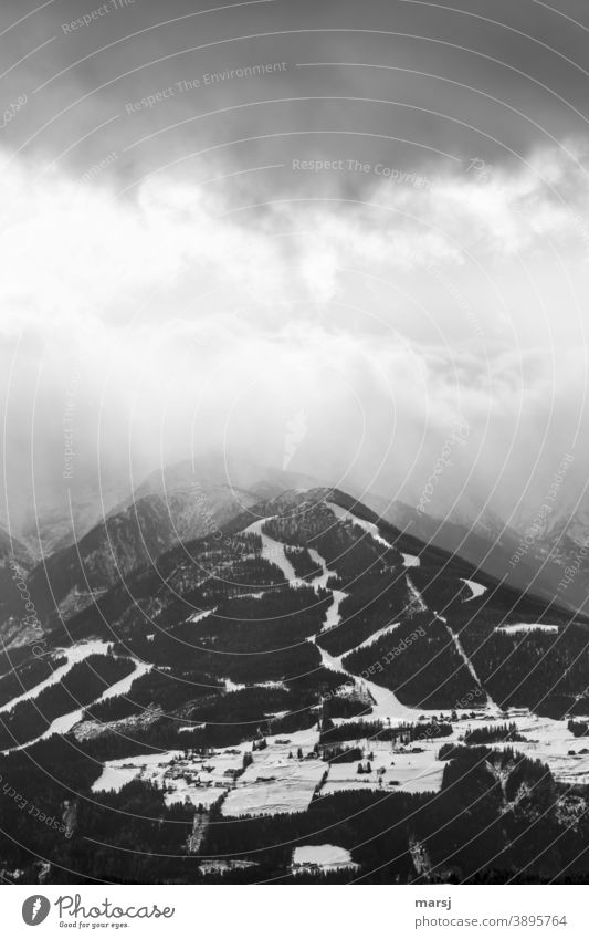 There's something brewing over the Hochwurzen. threatening sky hochwurzen Mountain Vacation & Travel Alps Nature Peak Snowcapped peak Winter