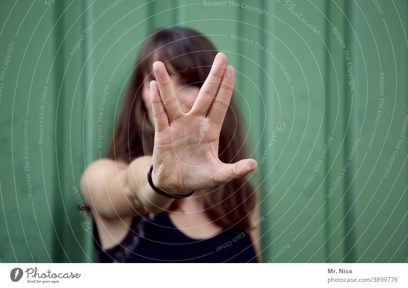 Mrs. Spock spock Vulcan Hand Fingers Woman Hair and hairstyles Long-haired Black Green Concealed incognito Sign Communicate Gesture Sign language Star Trek