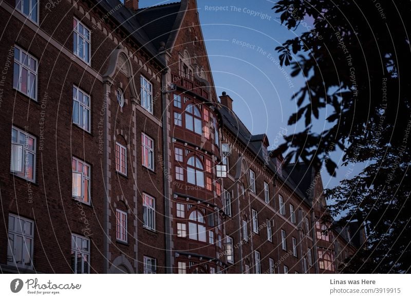 It’s always a great idea to visit Copenhagen, Denmark. I’ve managed to capture the beauty of its old town in the summer evening. Stunning architecture and city vibes gives you the perfect holidays.