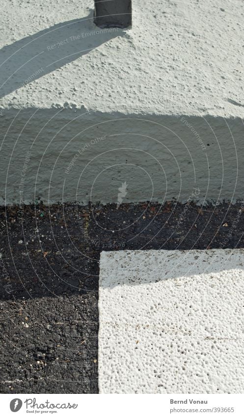 f Asphalt Marker line Parking lot Signs and labeling Sharp-edged Town Gray White Geometry Handrail Boundary Contrast Drop shadow Line Structures and shapes