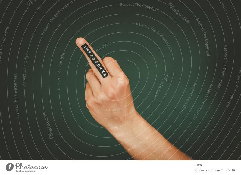 Give vaccination opponents the middle finger Middle finger Immunization anti in solidarity corona Covidiot rabid Dispute inoculate sb. Solidarity Anger debate