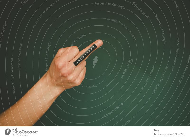 Middle finger that says unvaccinated. Immunization opponent Exclusion Compulsory vaccination Solidarity Anger Vaccination readiness Company Give the finger