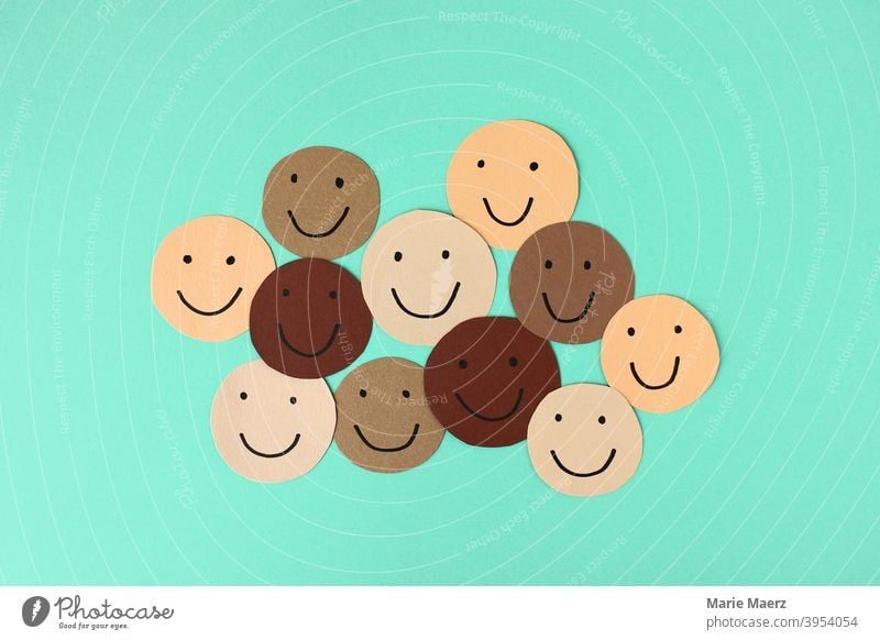 Diversity - Smiling faces in different skin colours diversity Smiley Laughter cheerful fellowship Positive Friendship Tolerant Illustration silhouette Paper