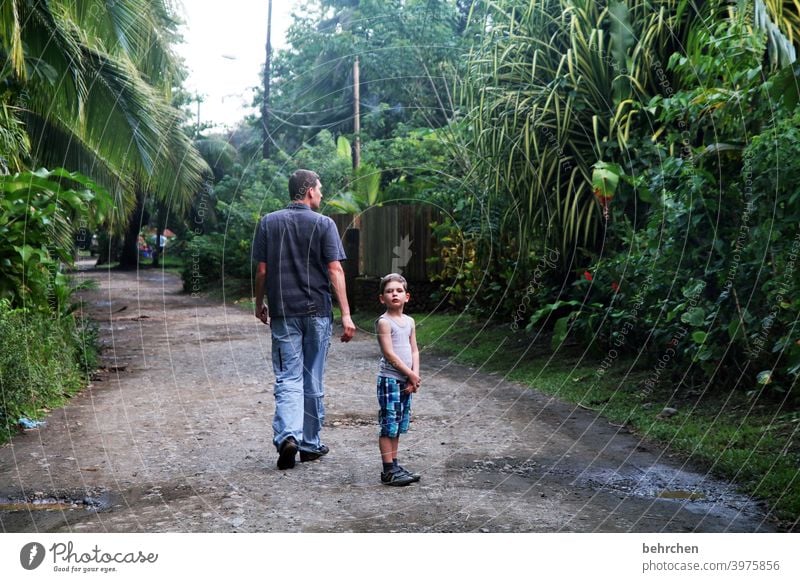 small in the big world cahuita Caribbean Vacation & Travel in common Together Trip Family Adventure Trust Wanderlust Father Son Child Parents Family & Relations