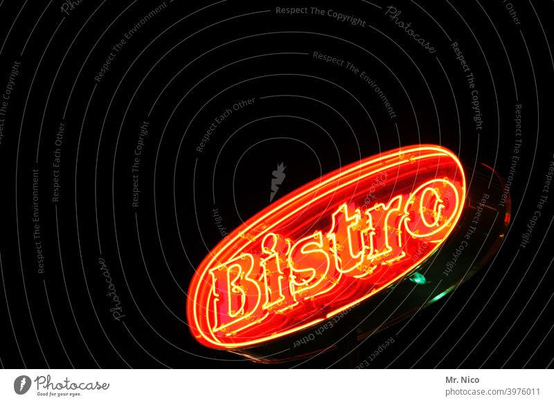 Bistro neon sign Gastronomy Restaurant Sidewalk café Café Signage Neon Light Red Advertising Evening Inscription Information Marketing Neon light Neon sign