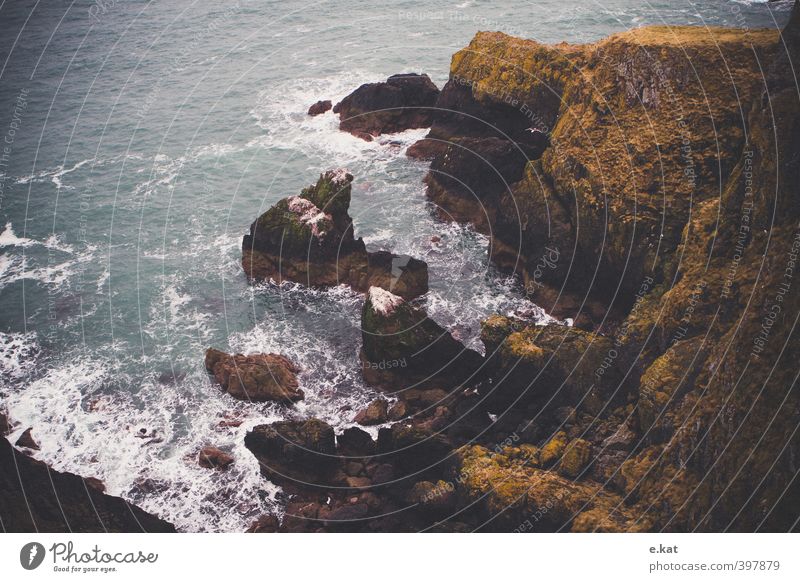 //Scotland_1 Vacation & Travel Ocean Waves Mountain Hiking Nature Landscape Water Rock Coast Lakeside Bay Europe Cold Colour photo Multicoloured Exterior shot