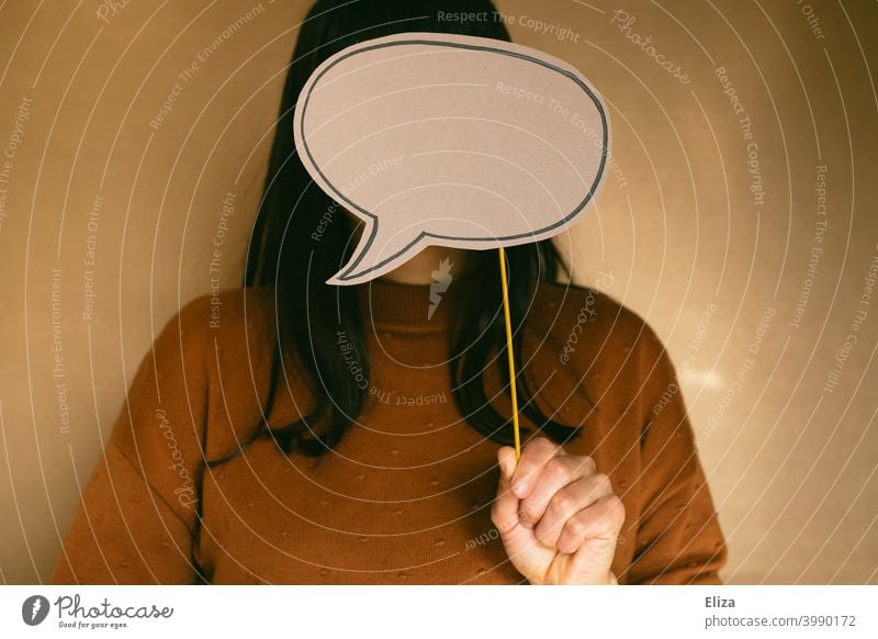 Have nothing to say and remain silent. Woman with empty speech bubble in front of her face. To be silent Speech bubble Empty have no say say nothing speechless