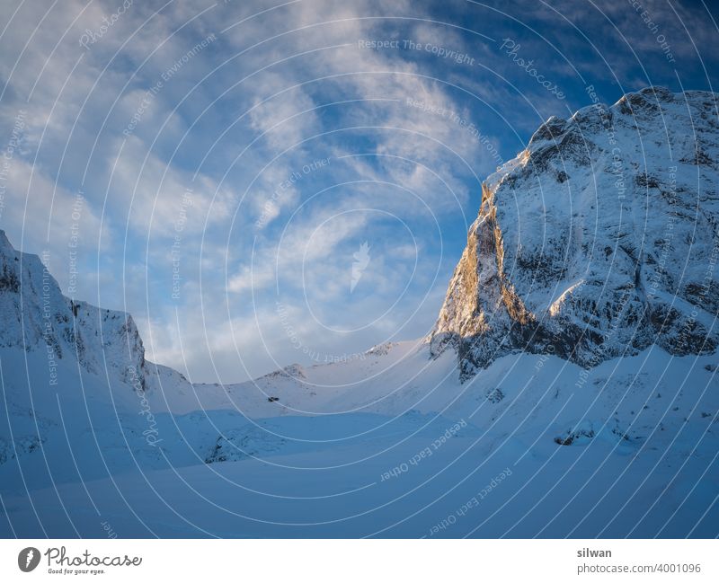 Pass to the summit Ladder Pass Gantrisch Nature Park Snow Winter Frozen Cold Rock rocky winter frozen ground chill tightrope walk Mountain mountains