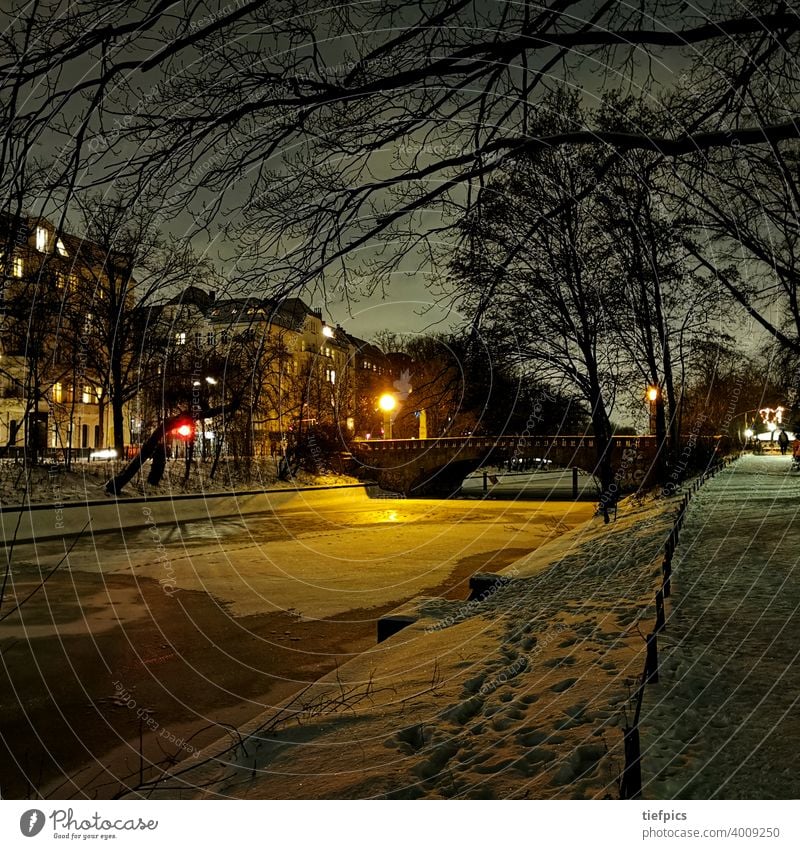 Berlin Landwehrkanal in winter Thielenbrücke Winter Bridge Night Snow Night shot Ice Kreuzberg Neukölln Loneliness silent Lure of the big city lockdown