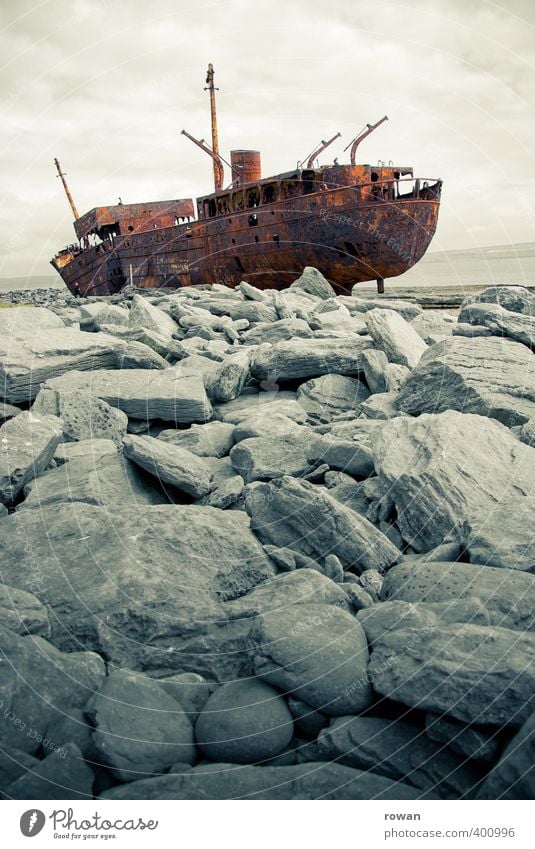 shipwreck 3 Navigation Boating trip Steamer Fishing boat Motorboat Watercraft Old Broken Stone Stony Gravel Rust Wreck Maritime disaster Decline Go under Creepy