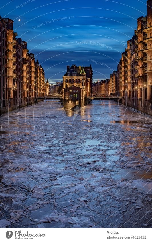 Elbschlößchen in the ice II Night life Harbour Hamburg Esthetic Harbor city Architecture City Historic Attraction Illuminate Red Maritime Illumination bridge