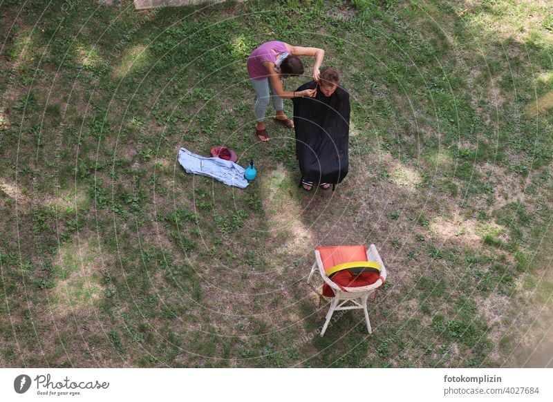 Haircut in the garden Hair and hairstyles Hairdresser neighbourly help neighbourhood Garden Life mutual assistance Hair Stylist Summer Lawn Man Support