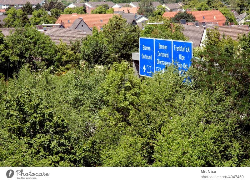 A 1 Highway groundbreaking Direction Expressway sign Arrow Signs and labeling Signage Navigation Lanes & trails Orientation Recommendation Town Blue