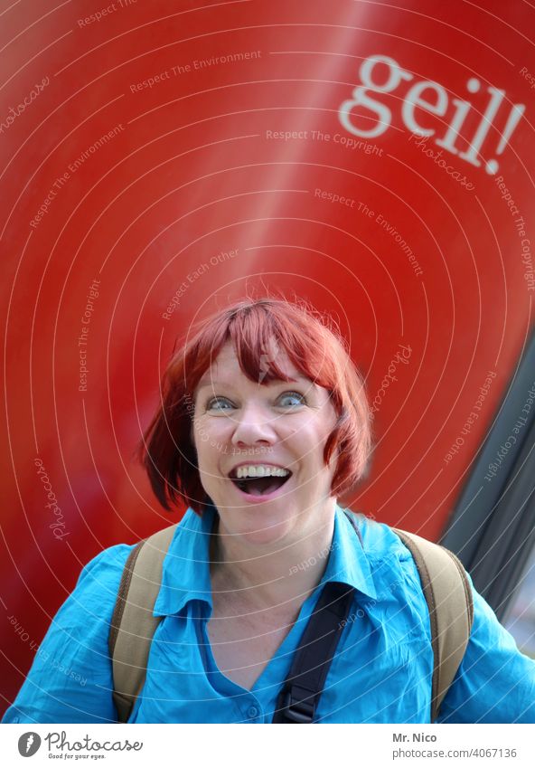 red and crazy Hair and hairstyles Brash Authentic Smiling Contentment Identity Anticipation Joie de vivre (Vitality) Happy Happiness Looking Front view portrait