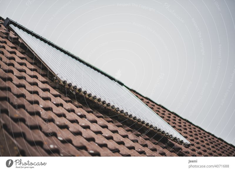 Solar thermal system on the roof of a single-family house | ecological, sustainable, modern and environmentally friendly hot water production Solar cell