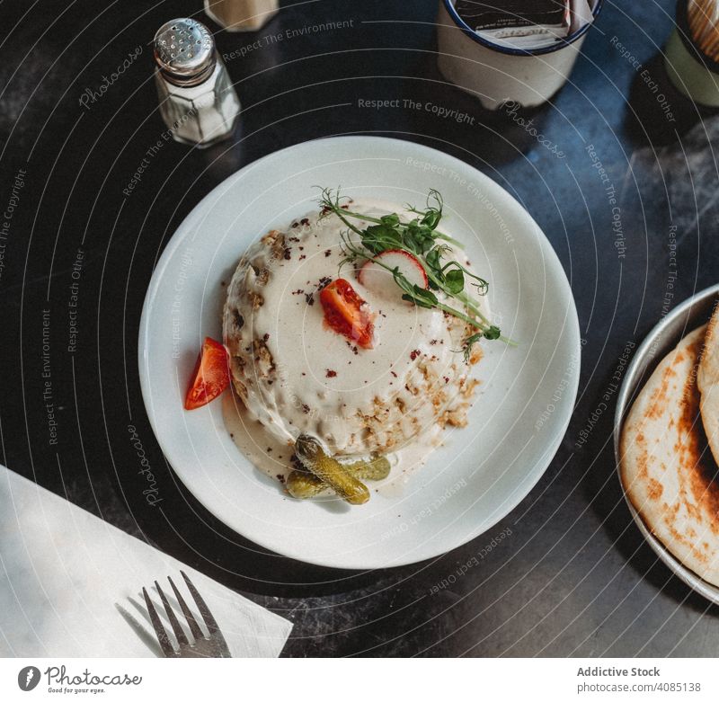 arabic dish with meat and vegetables food lunch side-dish rice onion turmeric delicious dinner cooked middle closeup coriander mustard cumin seeds jewish