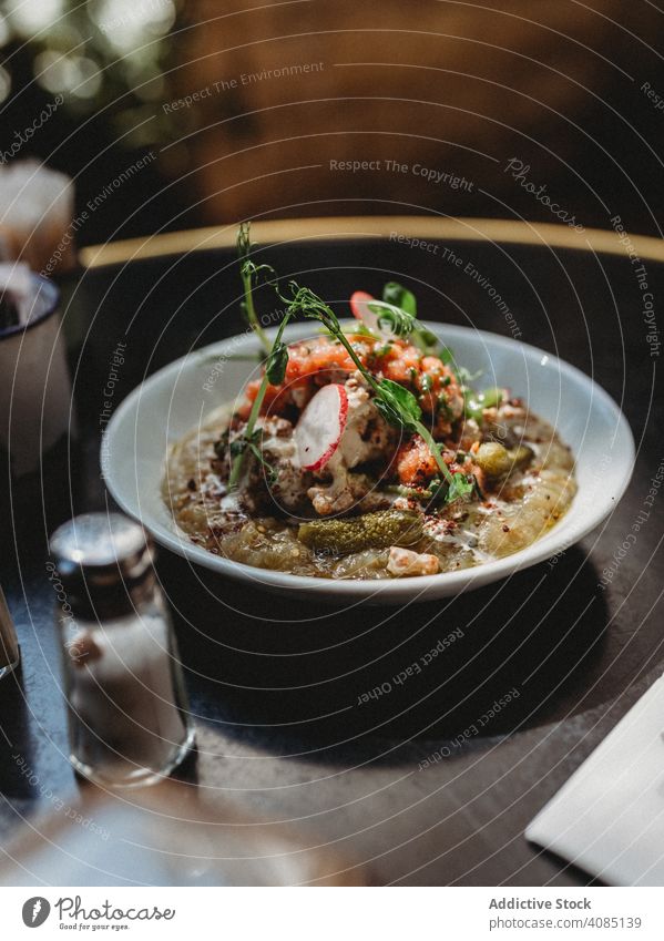 arabic dish with meat and vegetables food lunch side-dish rice onion turmeric delicious dinner cooked middle closeup coriander mustard cumin seeds jewish