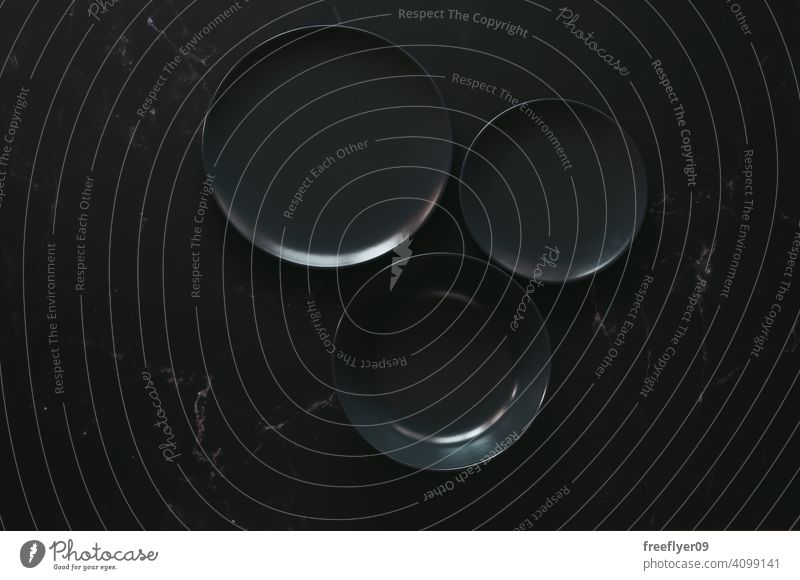 Flat lay of empty luxurious plates mockup black dark luxury food copy space marble stone flat lay mock up still still life from above restaurant culinary