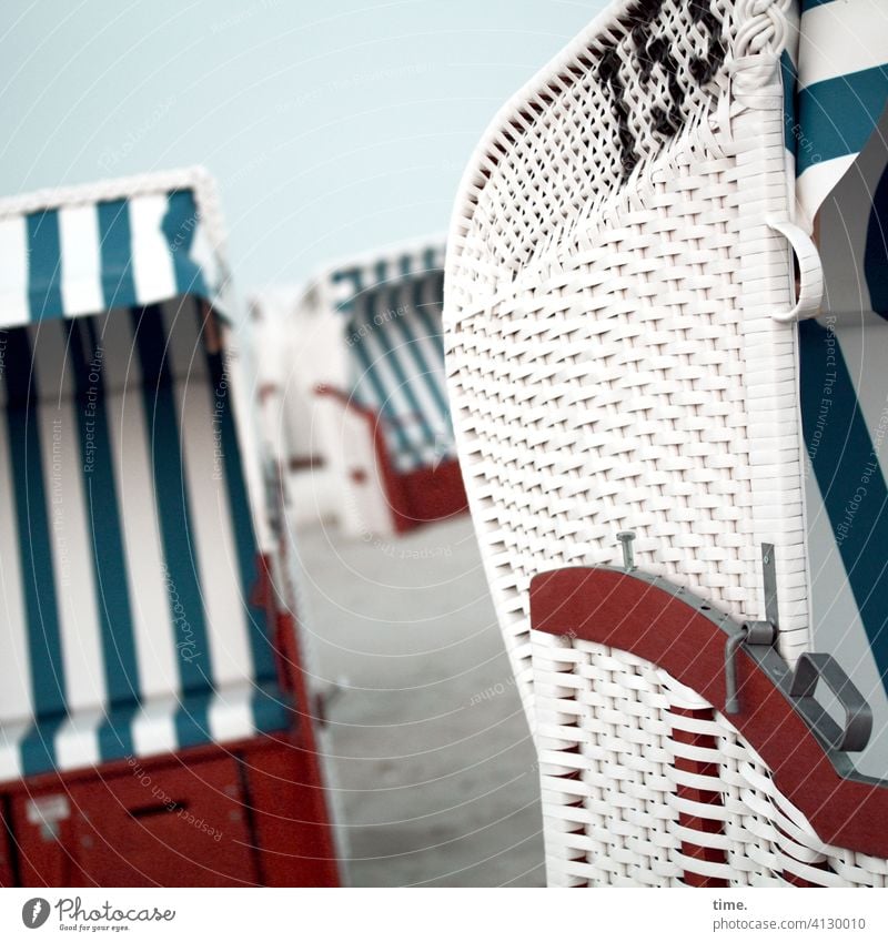 Seated area (22) Beach chair coast Sand Horizon Sky Beautiful weather disorder Muddled Life Close-up Plaited Deserted Memory association