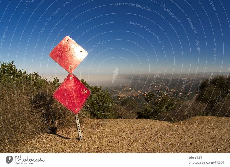 Soledad La Jolla Red Coast Pacific Ocean Fog White Sky Signs and labeling Blue coast line