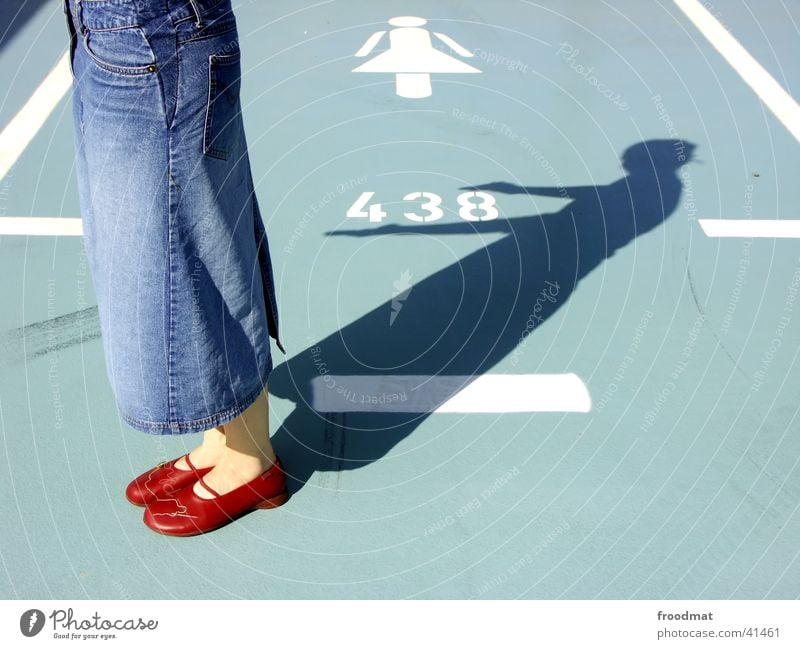 Women's car park 438 Parking garage Parking reserved for women Lane markings Mobile home Typography Woman Shadow Signage Digits and numbers Blue Contrast