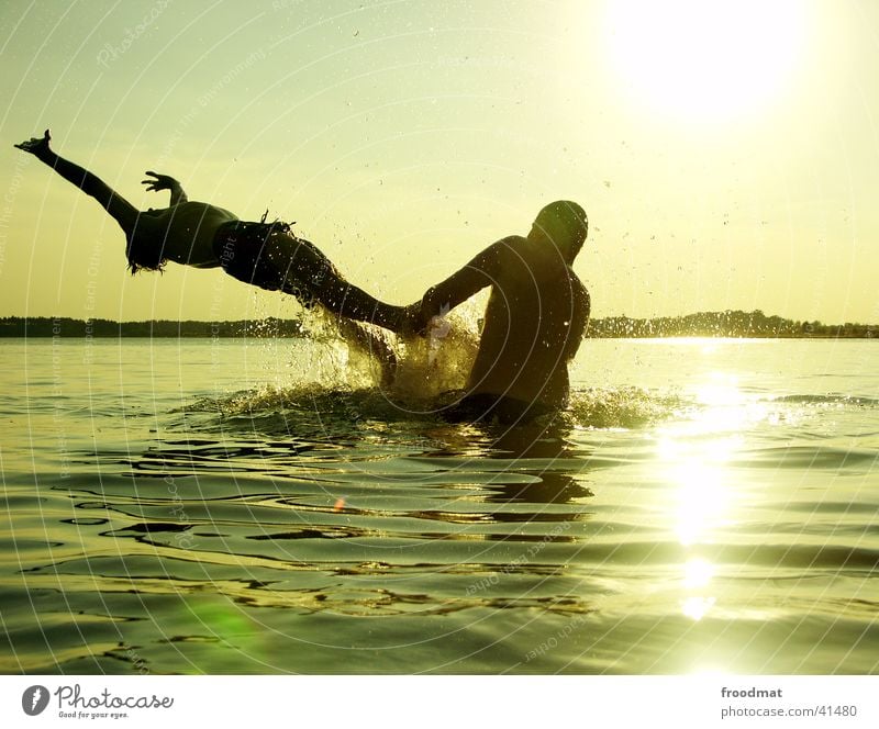 Water splashes wet #2 Lifestyle Joy Swimming & Bathing Leisure and hobbies Vacation & Travel Summer Sun Beach Human being Masculine Friendship Drops of water