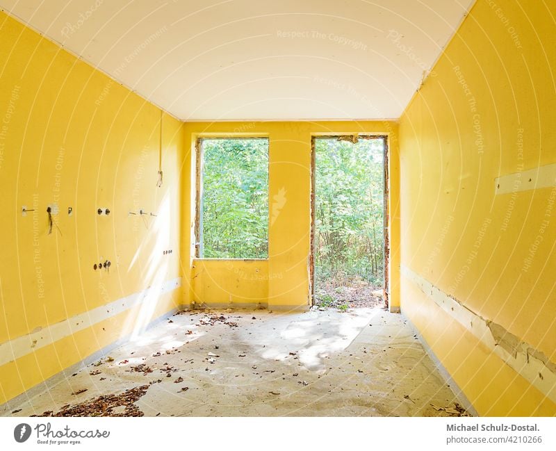 yellow room with green view abandoned Urbex lostplace rot decay forsake sb./sth. decoration interior Ruin Yellow lost place Broken Deserted