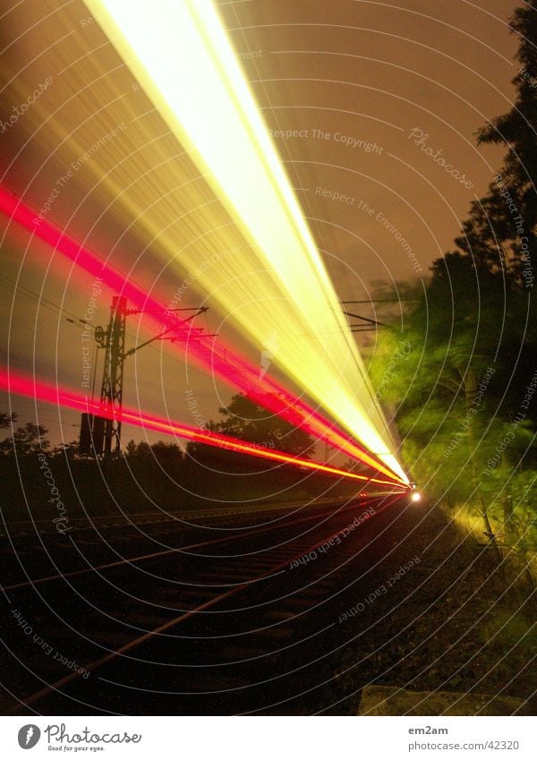 fast Railroad Night Light Speed Yellow Red Green Long exposure Slowly Transport shutter speed