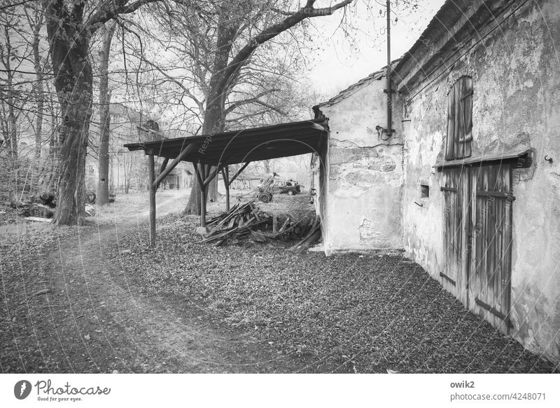 secluded Building House (Residential Structure) Barn depot Goal Wall (building) Old Facade Historic Lock Behind Past then Transience off trees Forget