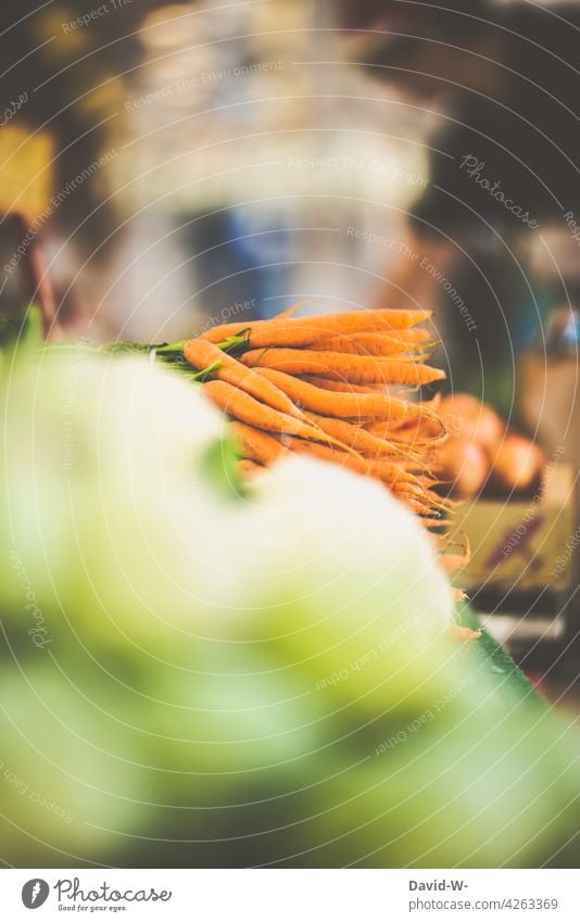 Weekly market - fresh vegetables Farmer's market Vegetable carrots Fresh Markets Market stall Food Vegetarian diet Organic produce Healthy Eating salubriously