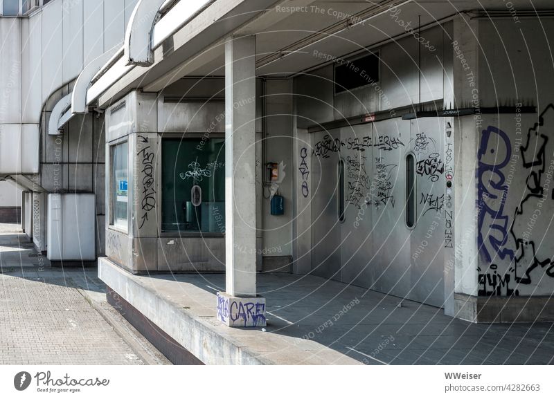 Where once great congresses were held, now everything is closed and deserted Congress center Berlin Metal Architecture Modern Large urban Entrance graffiti