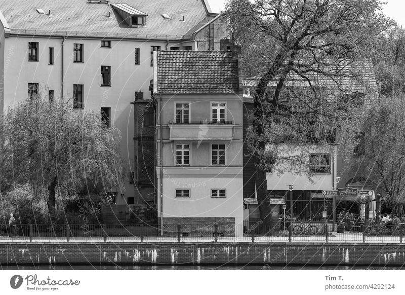 a narrow house in Köpenick on the waterfront köpenick House (Residential Structure) Narrow Exterior shot Town Day Alley Window Deserted Facade Old town Building