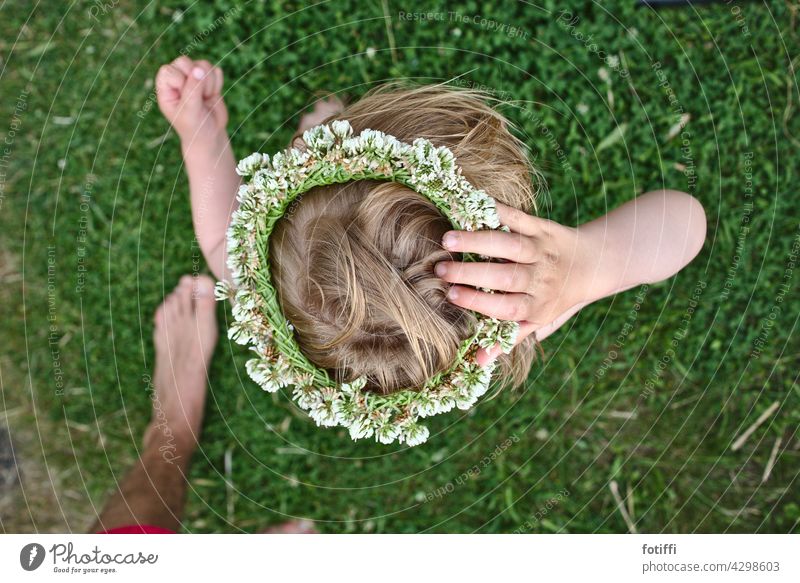 Flower wreath to child flowers Headdress Plaited take hold of sb./sth. Comprehend Clover blossom Nature Green Summer Exterior shot Environment Blossom