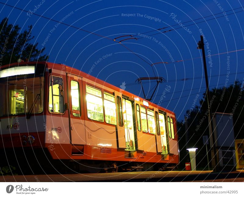 richspergerplatz Underground Tram Commuter trains Twilight Transport Line line 5 langezit exposure Evening